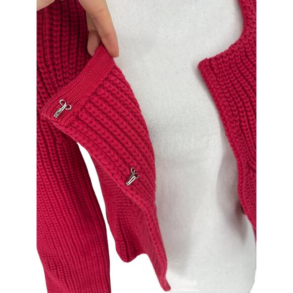 Recto Red Knit Chunky Scoop-Neck Crop Cardigan - Picture 8 of 14